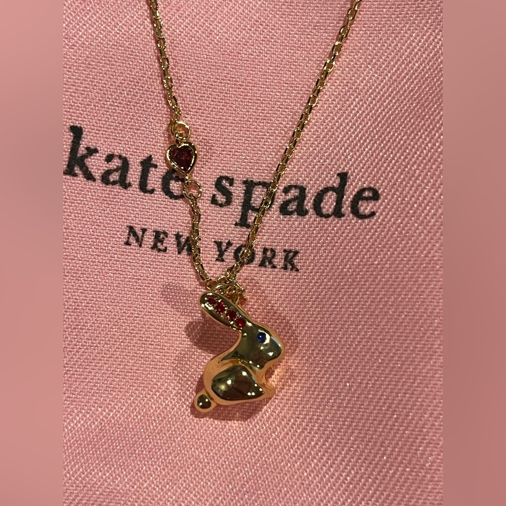 kate spade gold-tone bunny necklace and bunny stud earrings with pink pouch new - Picture 3 of 5